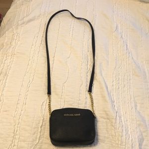 Michael Kors jet set mini crossbody